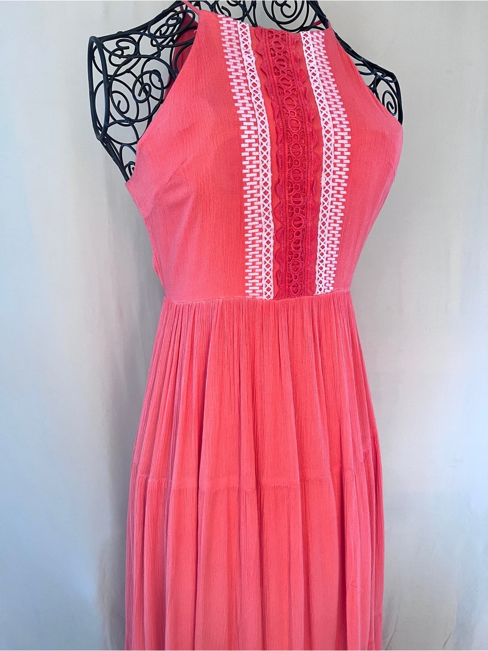Lulus Coral Tiered Maxi Dress Lace & Embroidered Detail • Size M